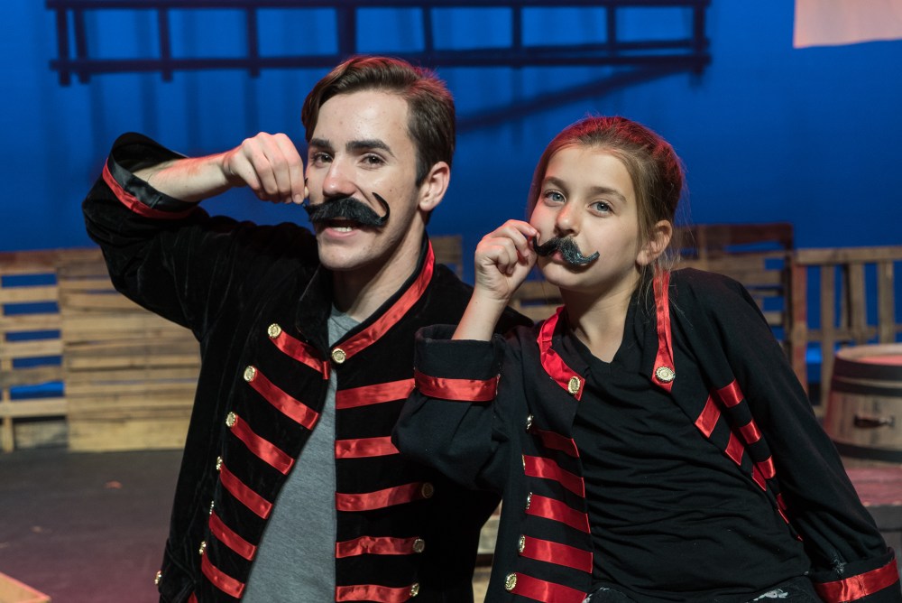 Peter and the Starcatcher-25