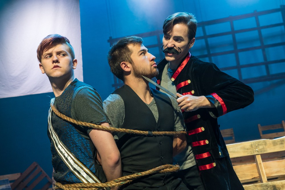 Peter and the Starcatcher-28